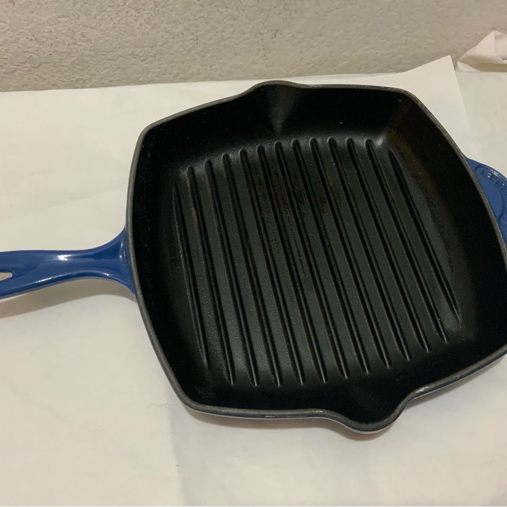 Le Creuset Enameled Cast Iron Signature Square Skillet Grill 10.25" BLUE